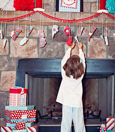 North Pole Christmas Printable Advent Calendar Mittens - Instant Download
